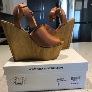 Steve Madden wedges